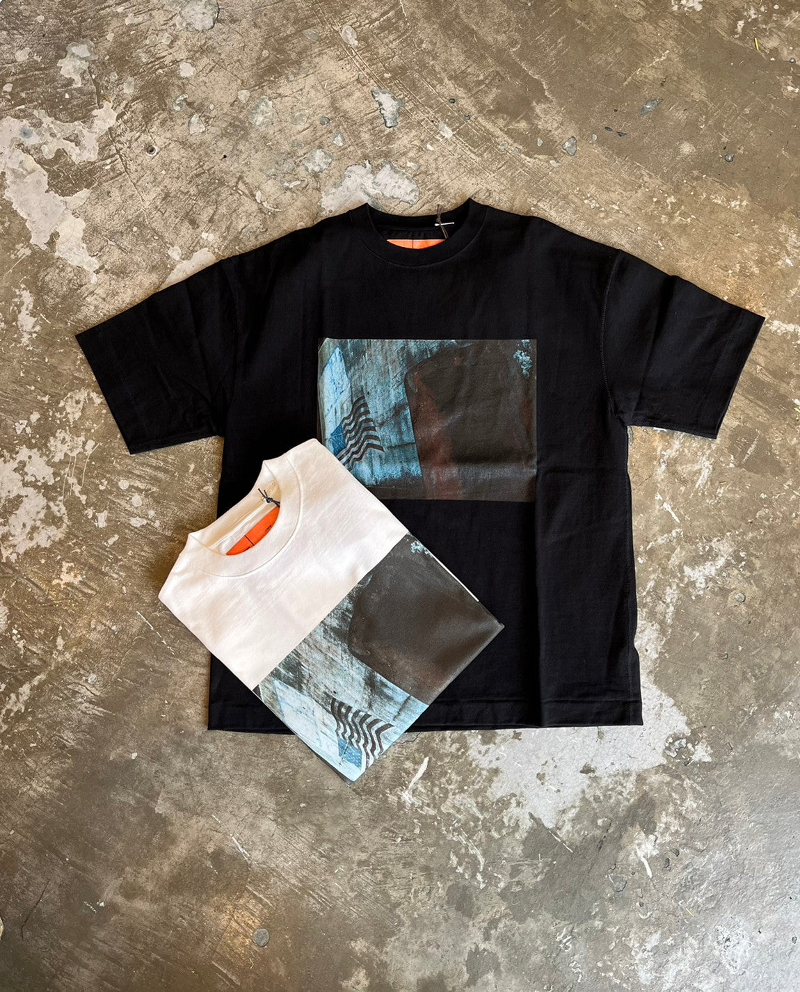 RYUBEI T-SHIRT (Apple Town)