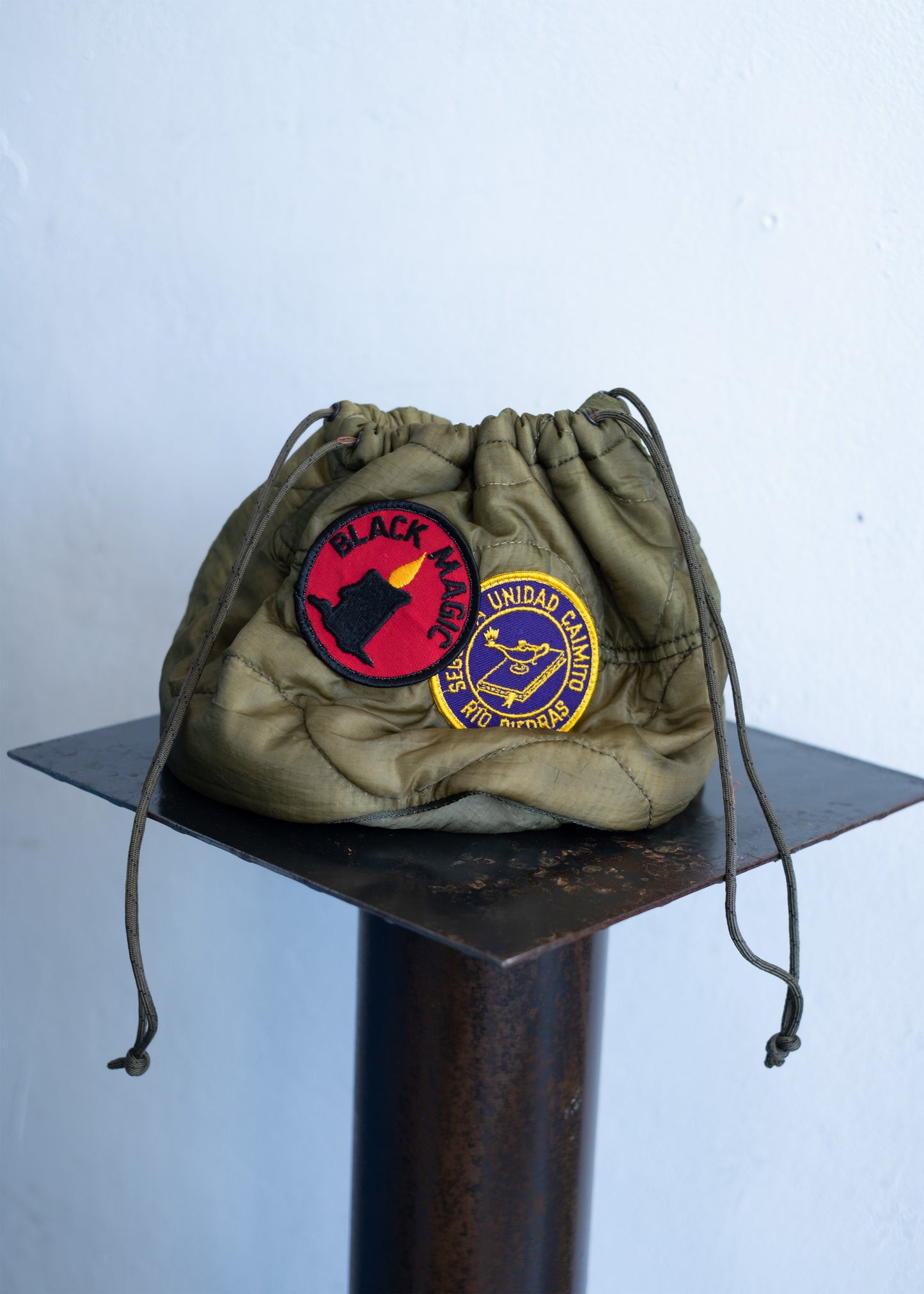 PERSONAL EFFECTS BAG with OLD WAPPEN①